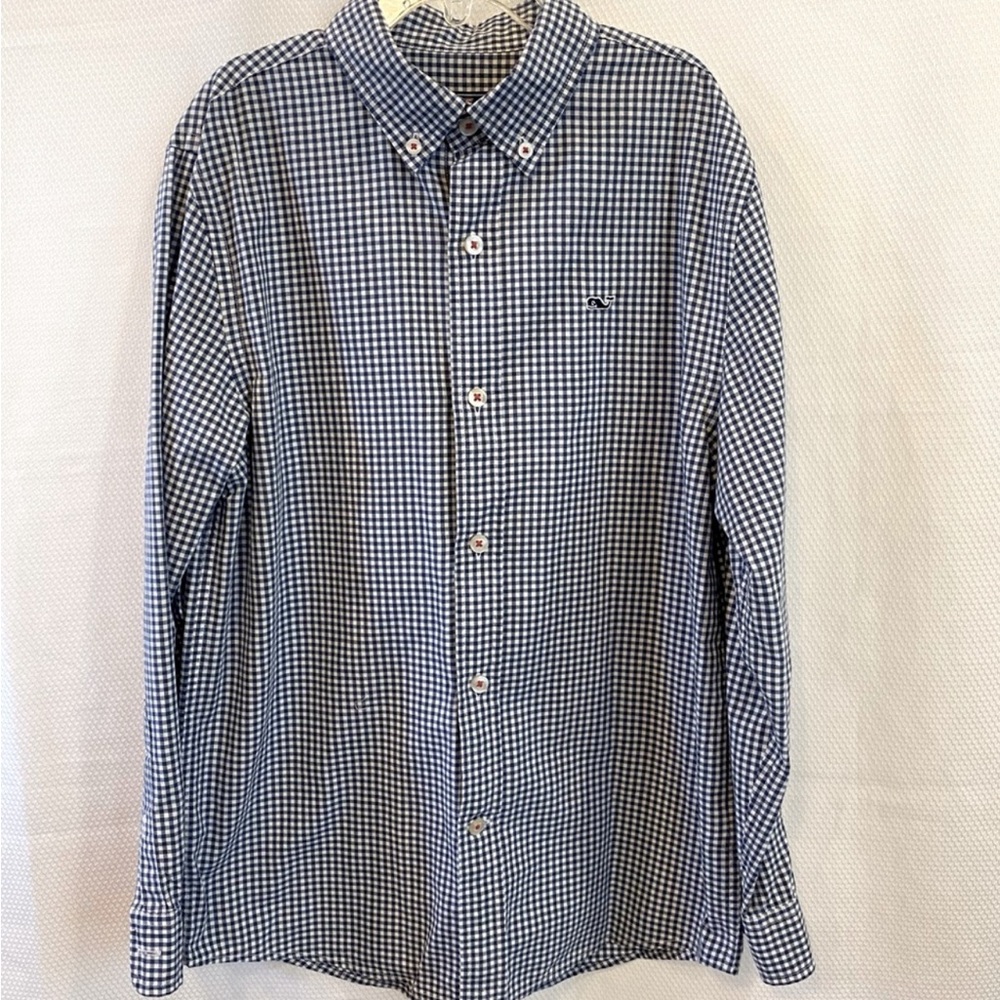 Vineyard, vines, button-down
